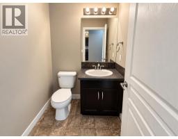 Bedroom - 7, 205 Silkstone Road W, Lethbridge, AB T1J4J9 Photo 7