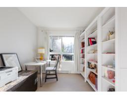 201 20750 Duncan Way, Langley, BC V3A9J6 Photo 21