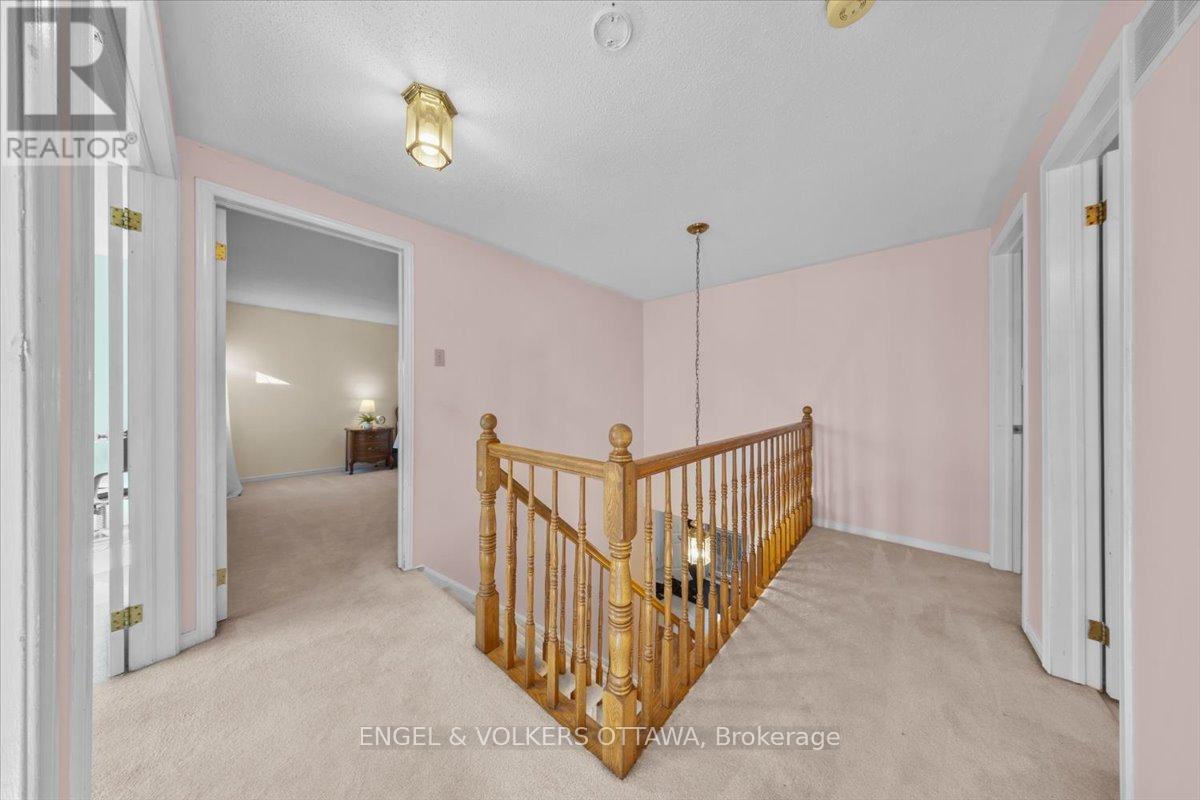 4 Bed, 3 Bath House for Sale in Ottawa – 1678 DES PERDRIX CRESCENT, Ottawa – MLS# X14117336 - Image 18