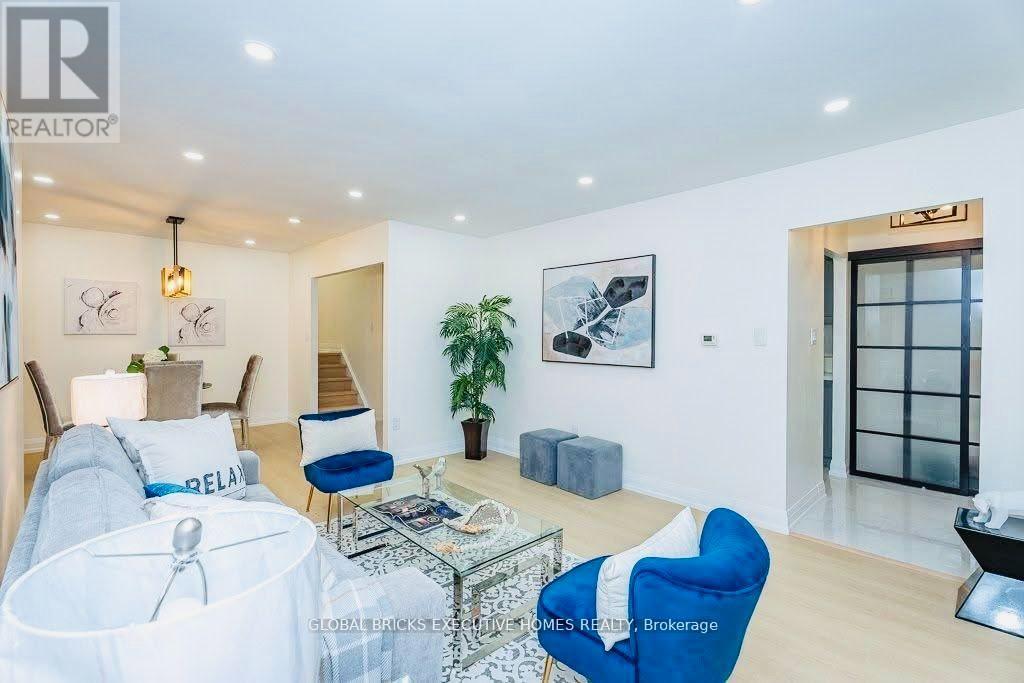 4 Virgilwood Crescent, Barrie photo 2