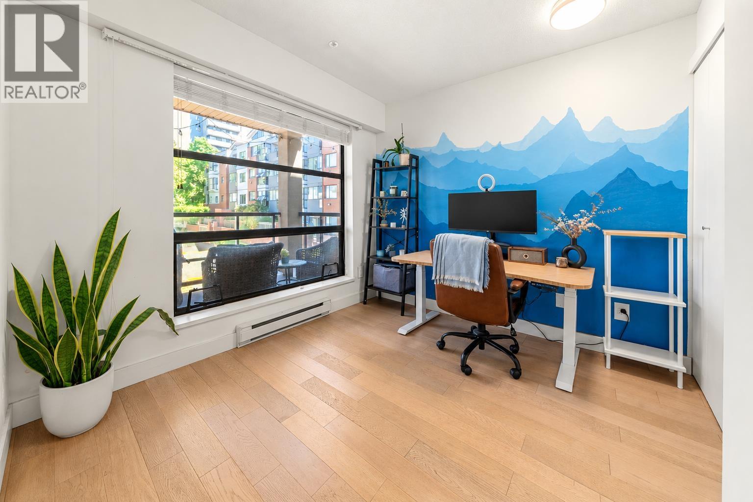 404 124 W 3rd Street, North Vancouver — photo 10