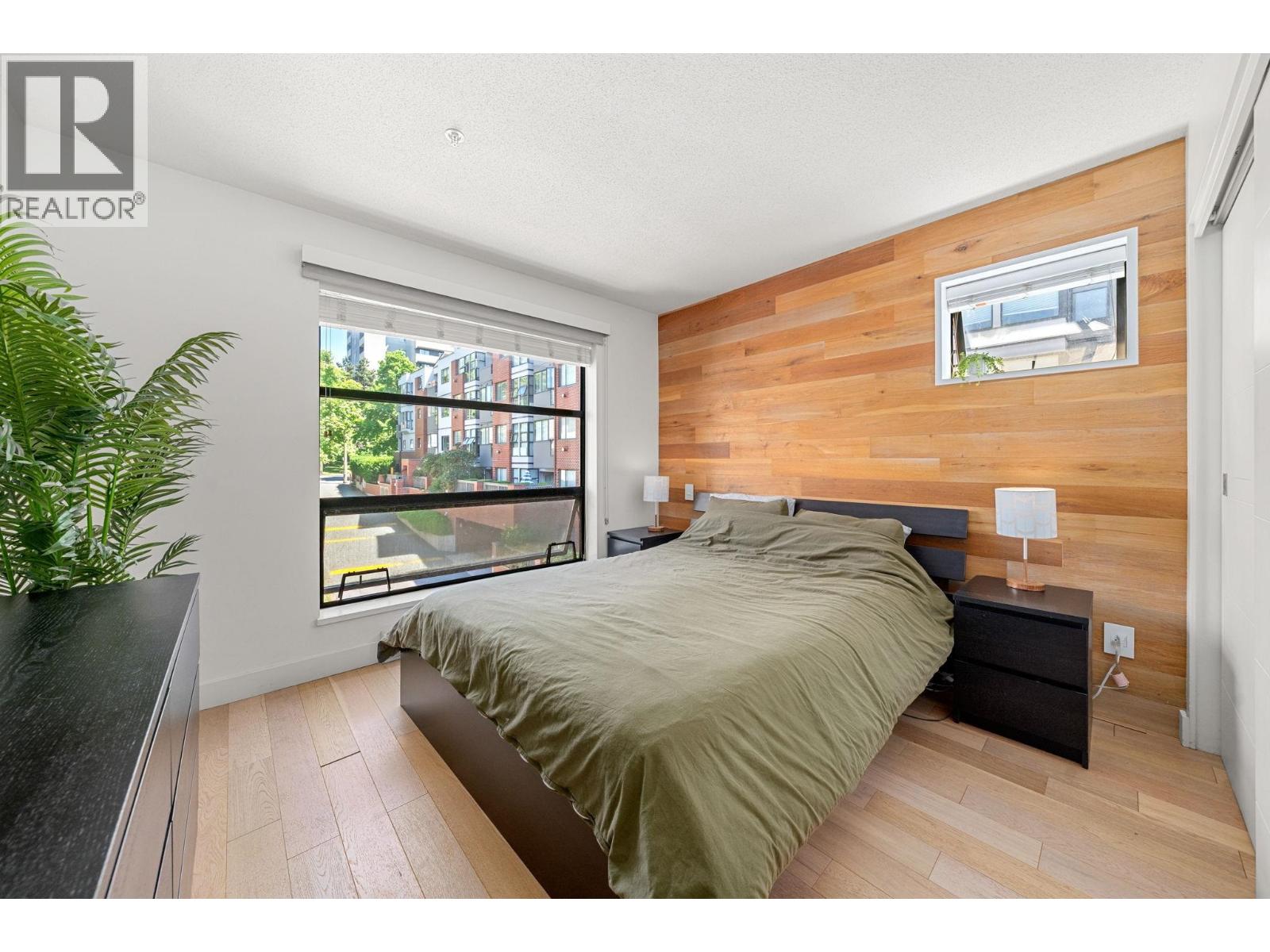 404 124 W 3rd Street, North Vancouver — photo 8