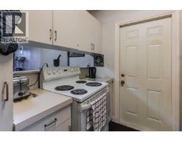 40267 Government Road, Squamish, BC V8B0G6 Photo 13