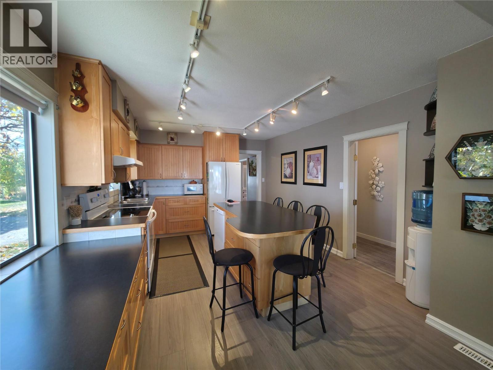  10319 12th Avenue, Osoyoos - Image 1