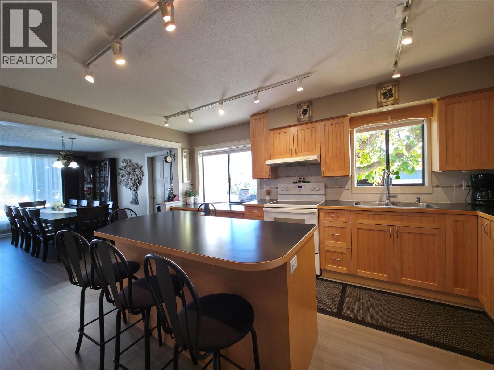  10319 12th Avenue, Osoyoos - Image 1