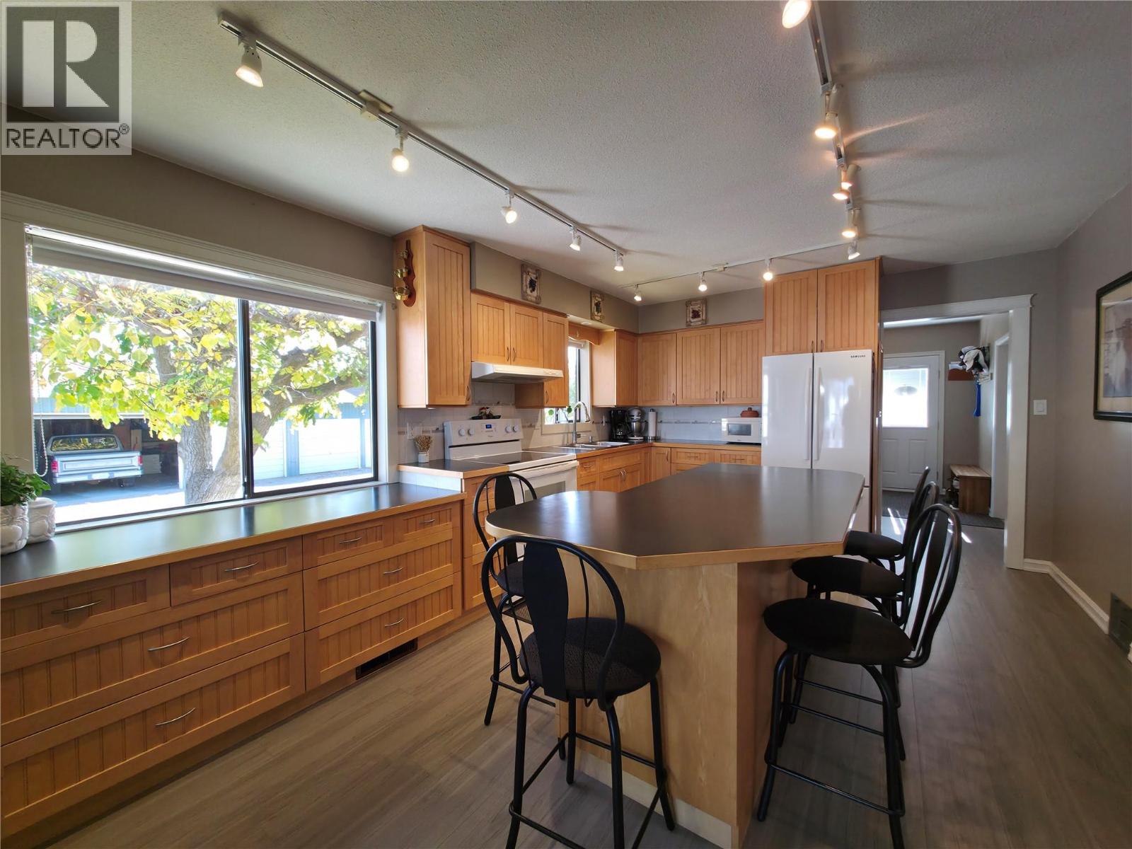  10319 12th Avenue, Osoyoos - Image 1