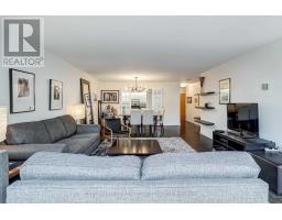 1206 - 110 Bloor Street W, Toronto, ON M5S2W7 Photo 11