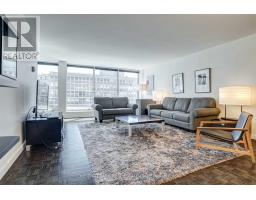 1206 - 110 Bloor Street W, Toronto, ON M5S2W7 Photo 8