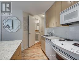 409 - 85 Bloor Street E, Toronto, ON M4W0A8 Photo 8