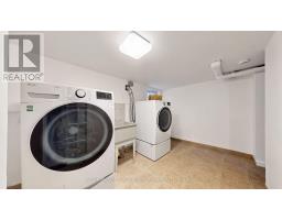 11 Crestland Avenue, Toronto, ON M4C3K9 Photo 45
