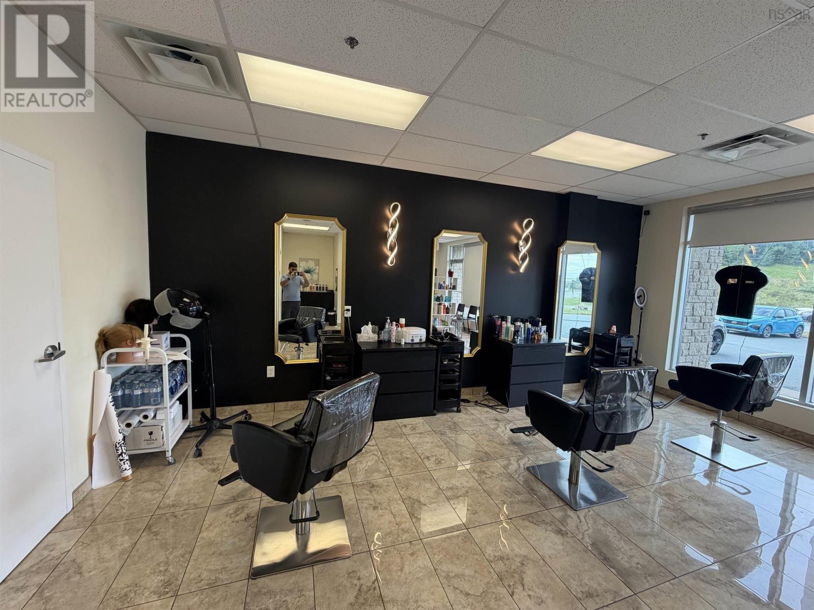 102 530 Portland Street, photo 7
