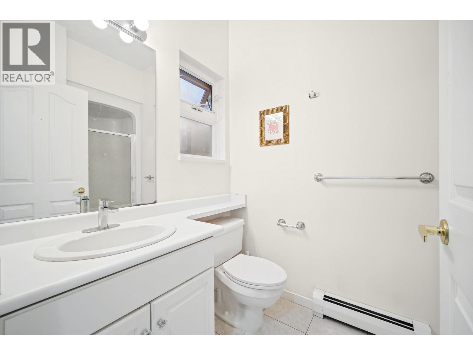 2260 Sicamous Avenue, Coquitlam — photo 12