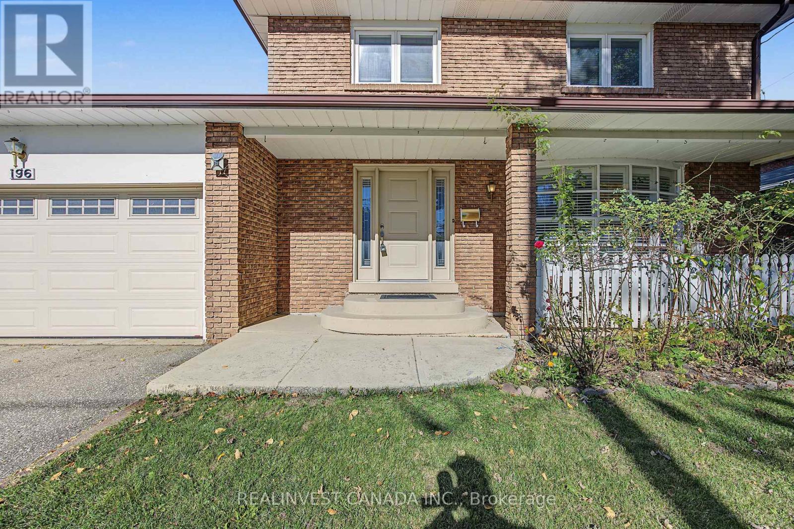 Photo of 196 WELDRICK ROAD W
