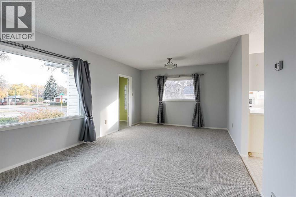 77 9 Street NE, photo 6 of 32