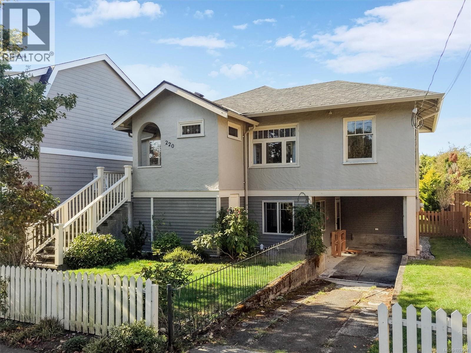  220 Irving Road, Victoria
