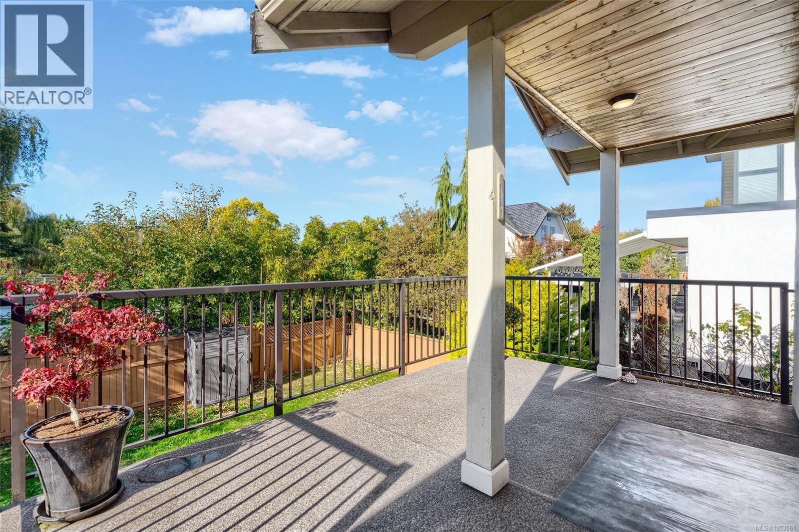  220 Irving Road, Victoria