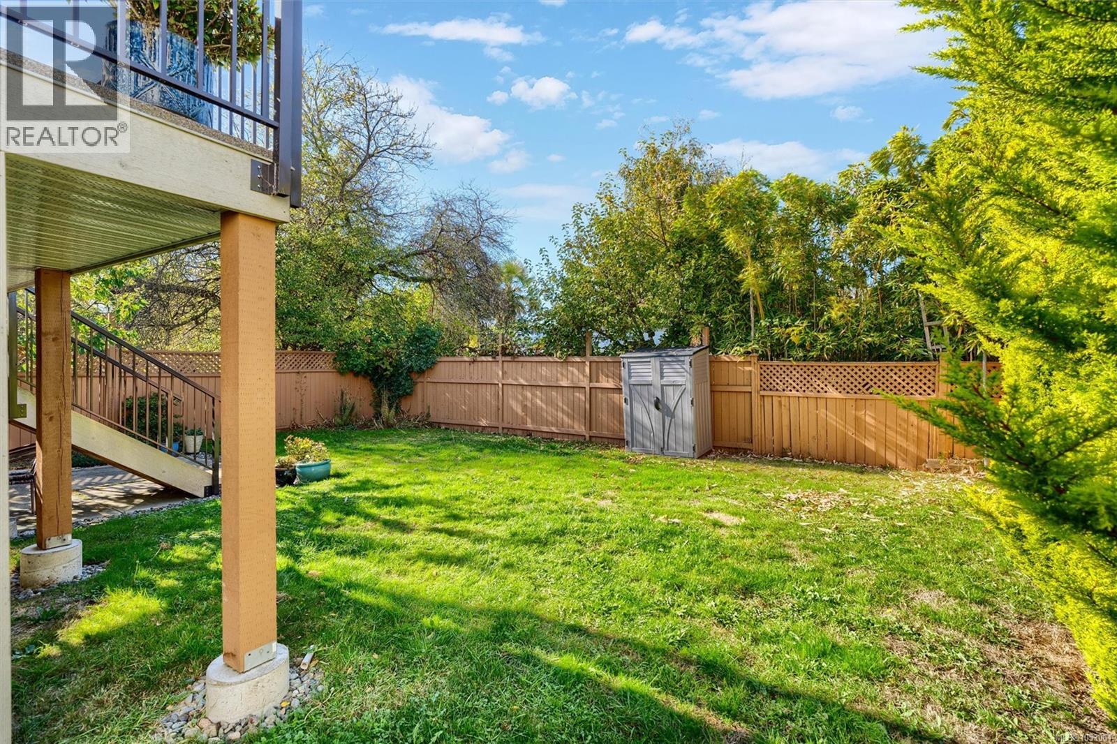  220 Irving Road, Victoria