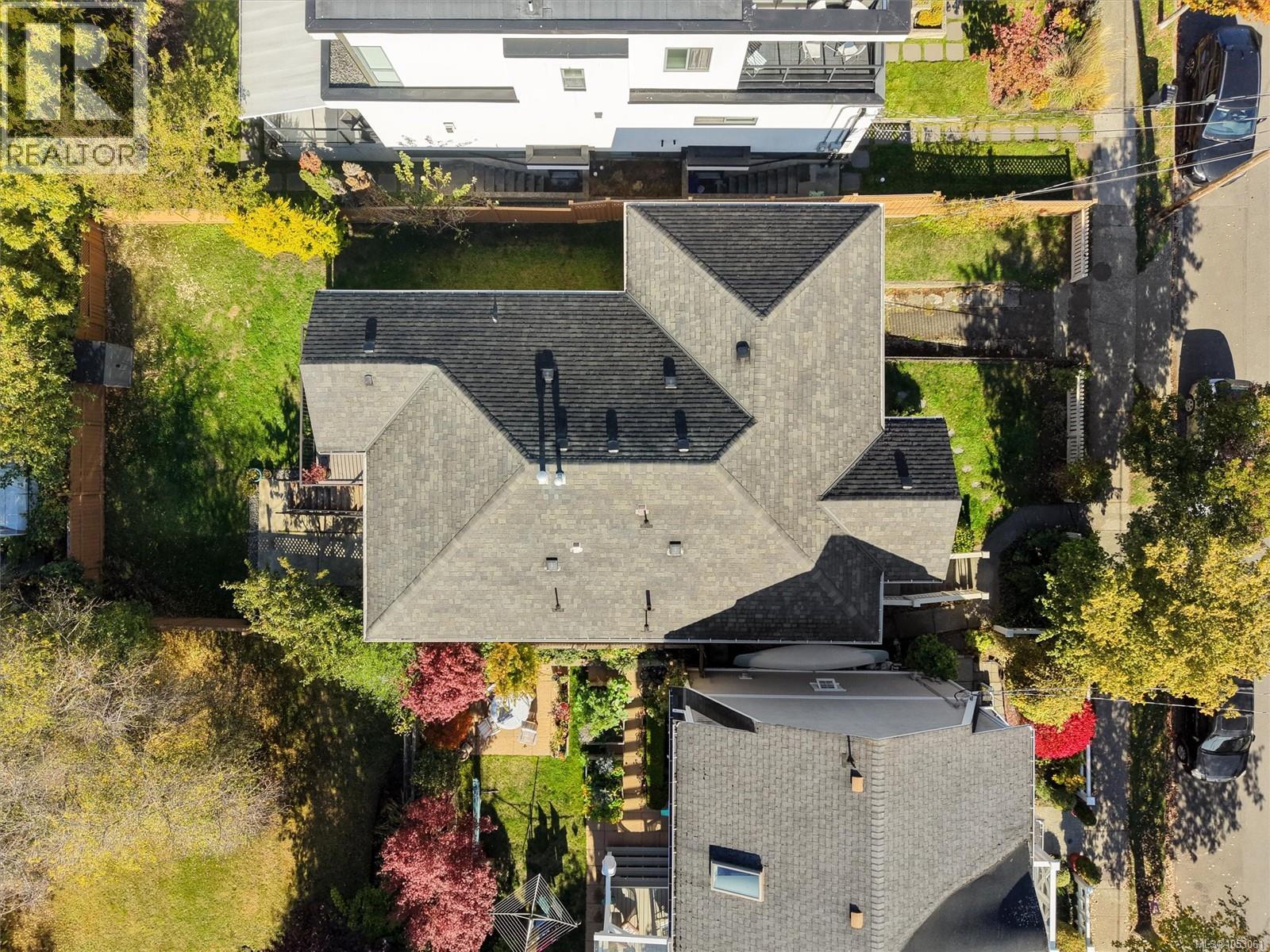  220 Irving Road, Victoria
