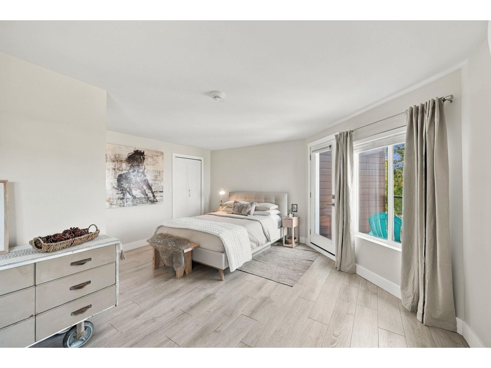 9 15989 Marine Drive, White Rock — photo 11