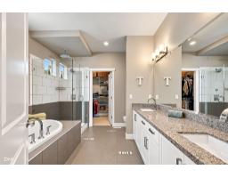 21037 78a Avenue, Langley, BC V2Y0H7 Photo 24