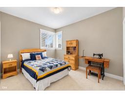 21037 78a Avenue, Langley, BC V2Y0H7 Photo 25