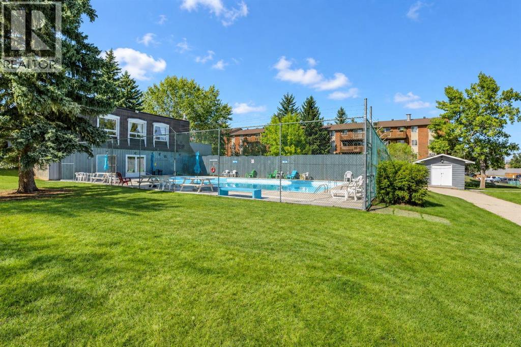152, 330 Canterbury Drive SW, Calgary — photo 30