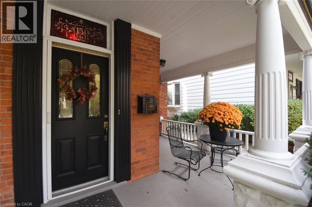 114 MELVILLE Street, Dundas — photo 4