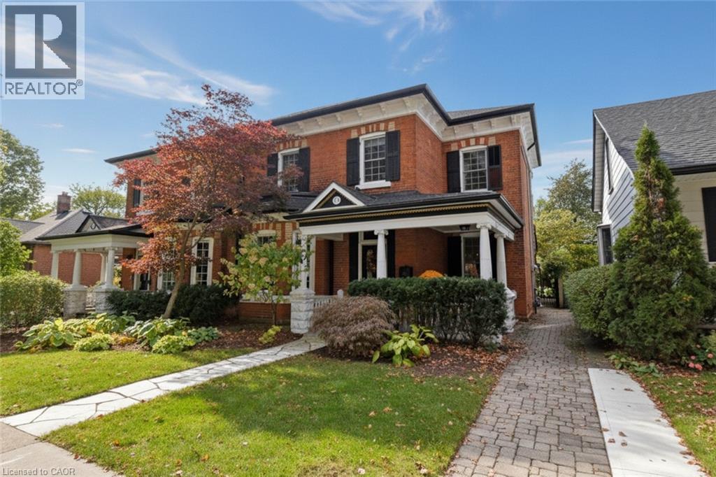 114 MELVILLE Street, Dundas