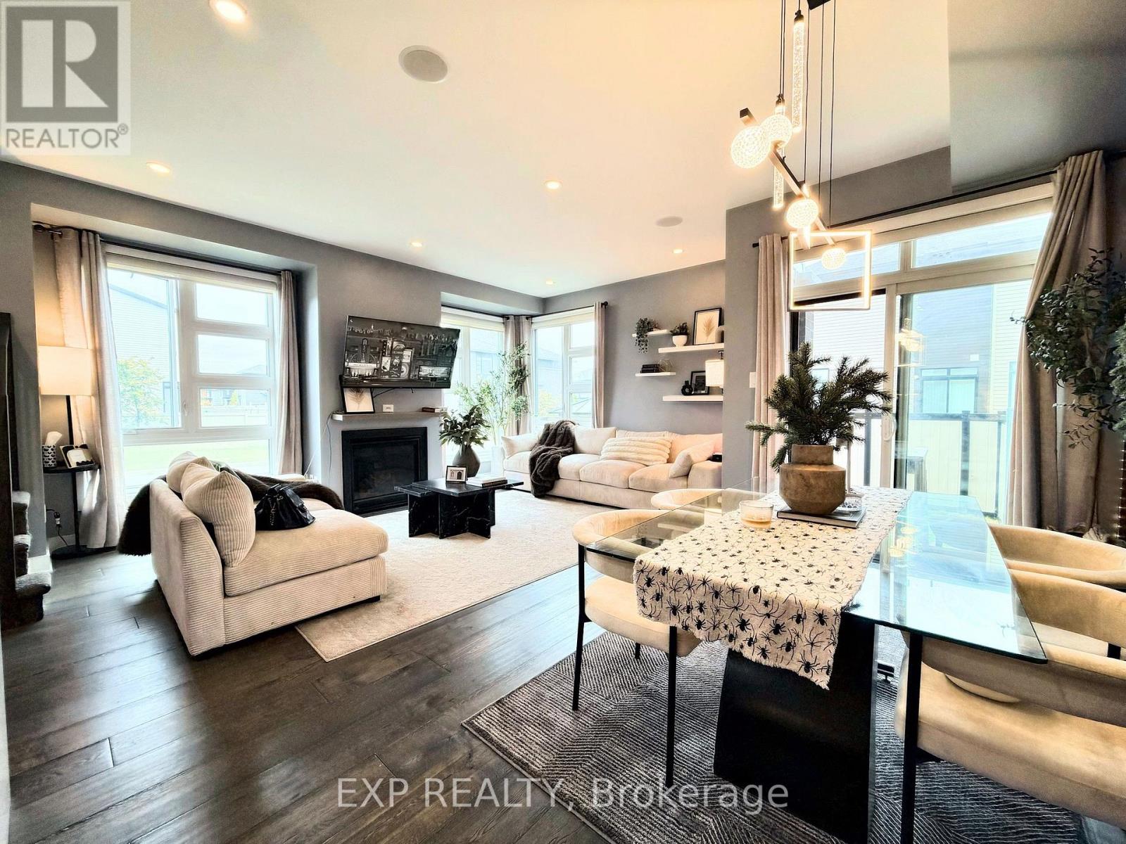 3 Bed, 4 Bath Townhouse for Sale in Ottawa – 543 RATHBURN LANE, Ottawa – MLS# X14012038 - Image 17