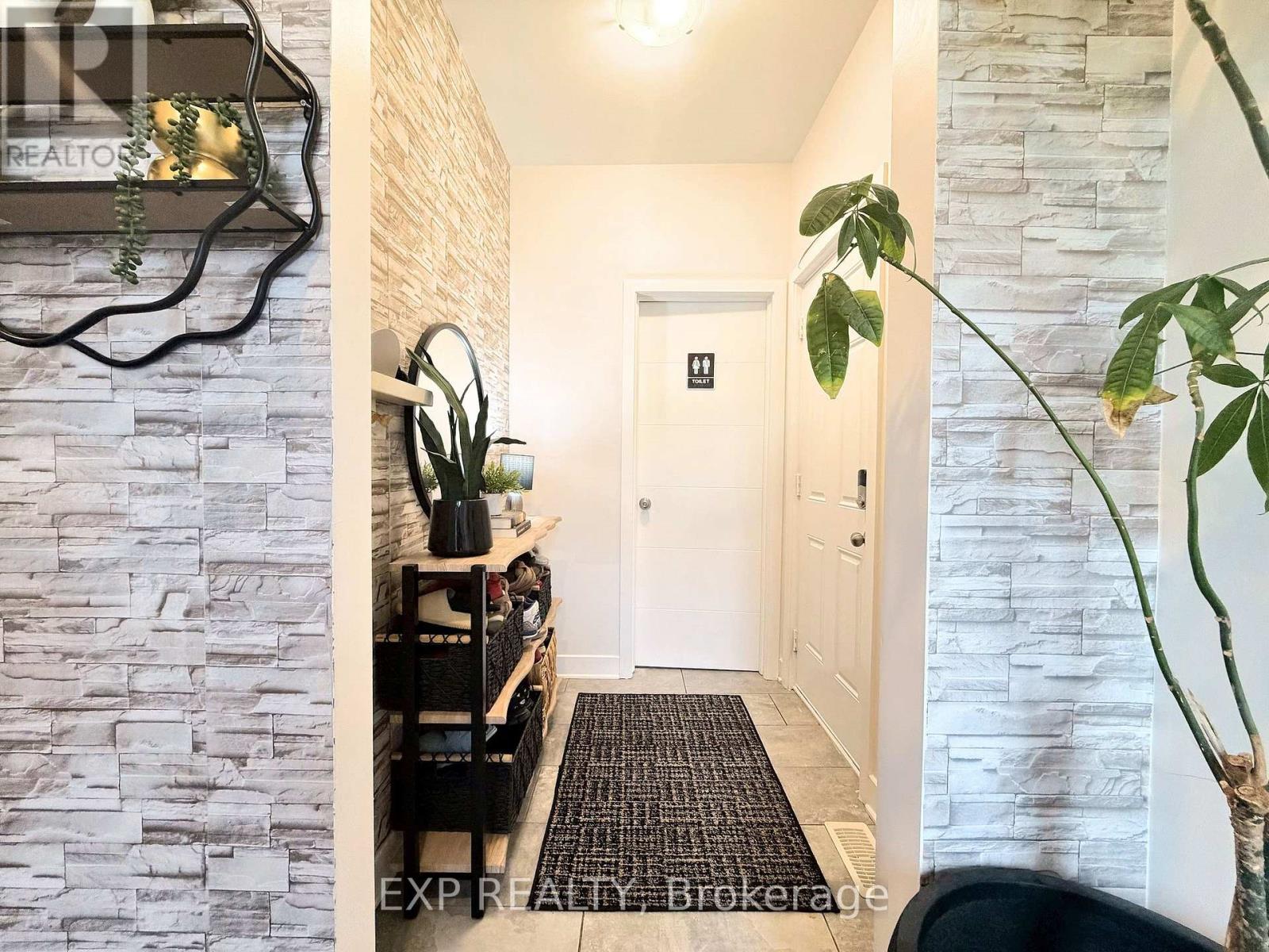 3 Bed, 4 Bath Townhouse for Sale in Ottawa – 543 RATHBURN LANE, Ottawa – MLS# X14012038 - Image 7