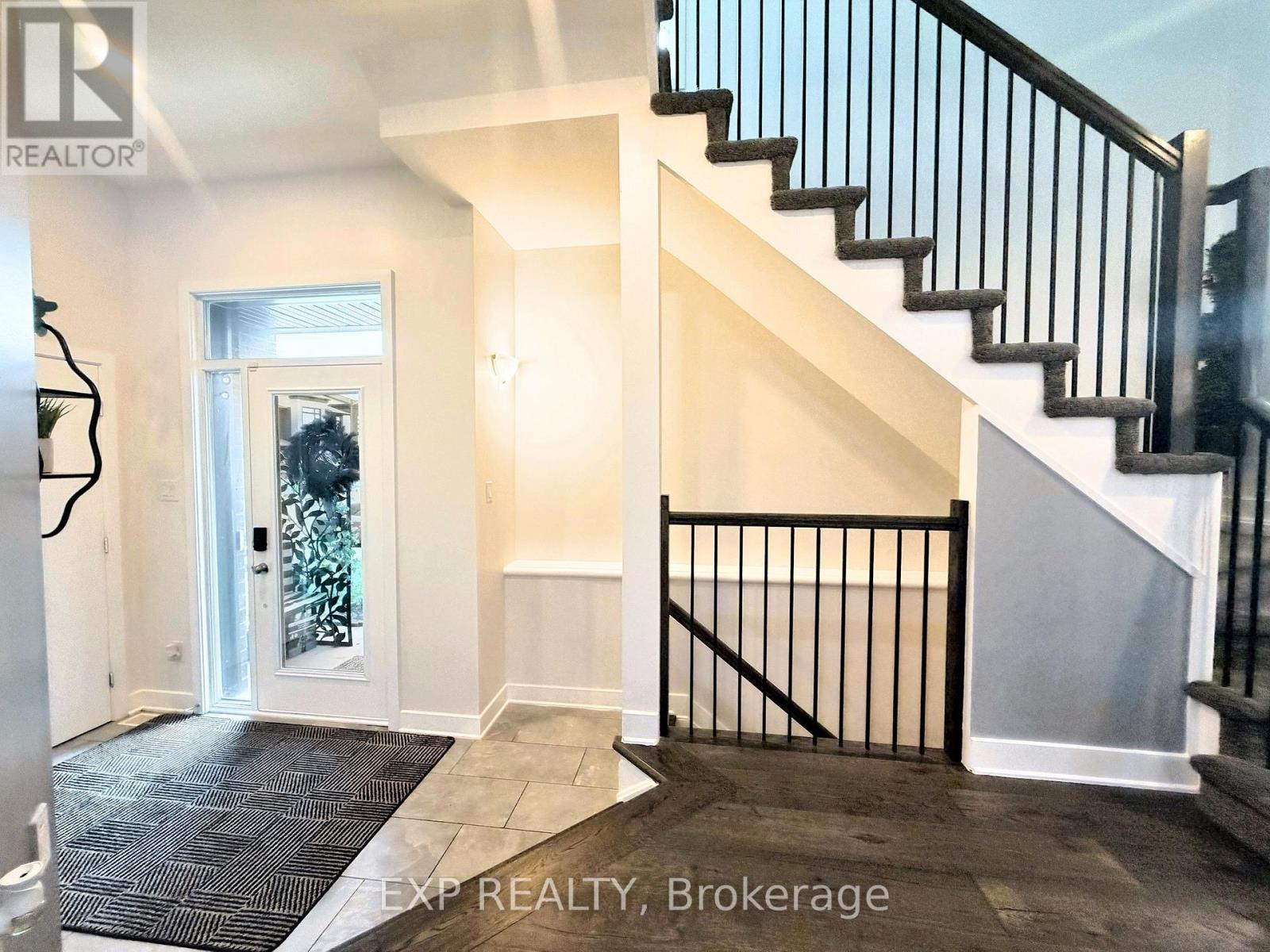 3 Bed, 4 Bath Townhouse for Sale in Ottawa – 543 RATHBURN LANE, Ottawa – MLS# X14012038 - Image 9