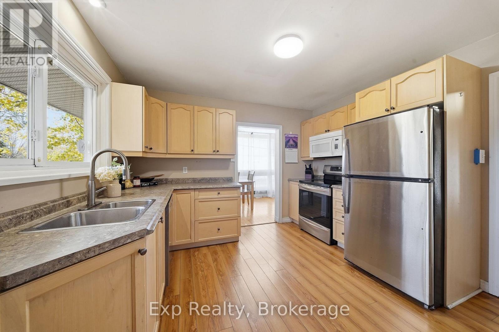 83 Carrying Place Road, Quinte West, ON photo 13
