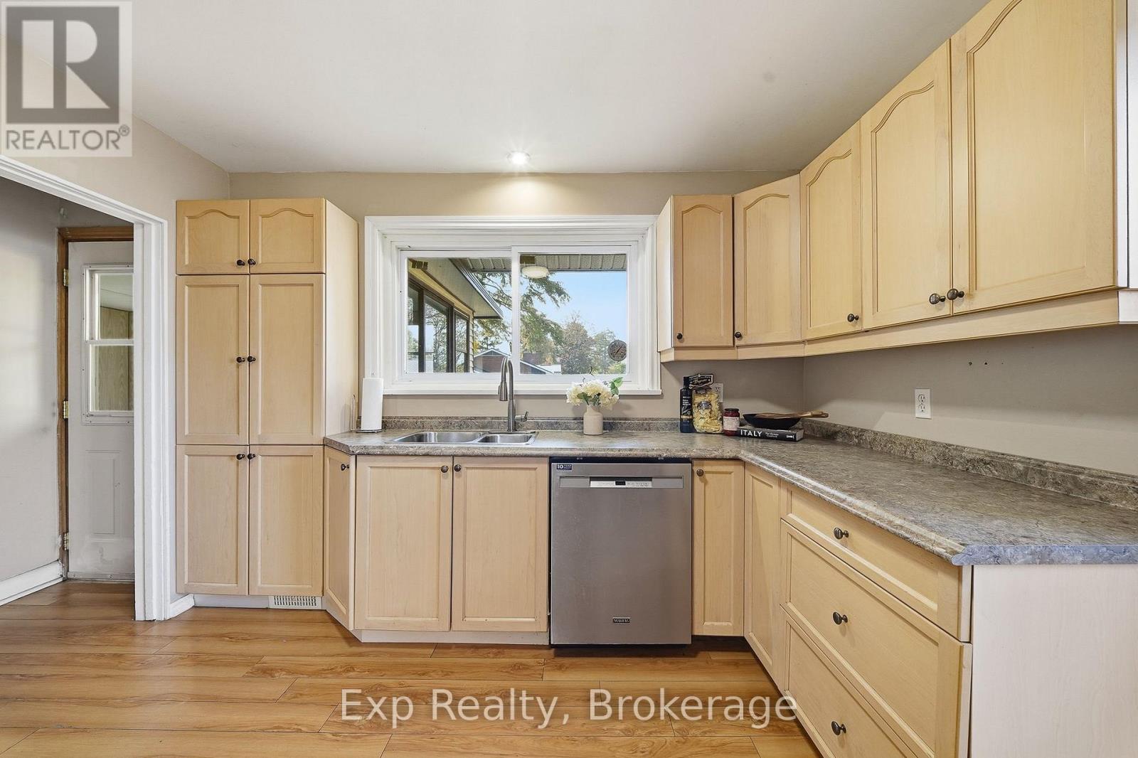 83 Carrying Place Road, Quinte West, ON photo 15