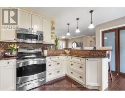 205 Lakeshore Drive, Kawartha Lakes, ON K0M1A0 Photo 13