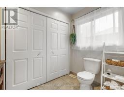 205 Lakeshore Drive, Kawartha Lakes, ON K0M1A0 Photo 16