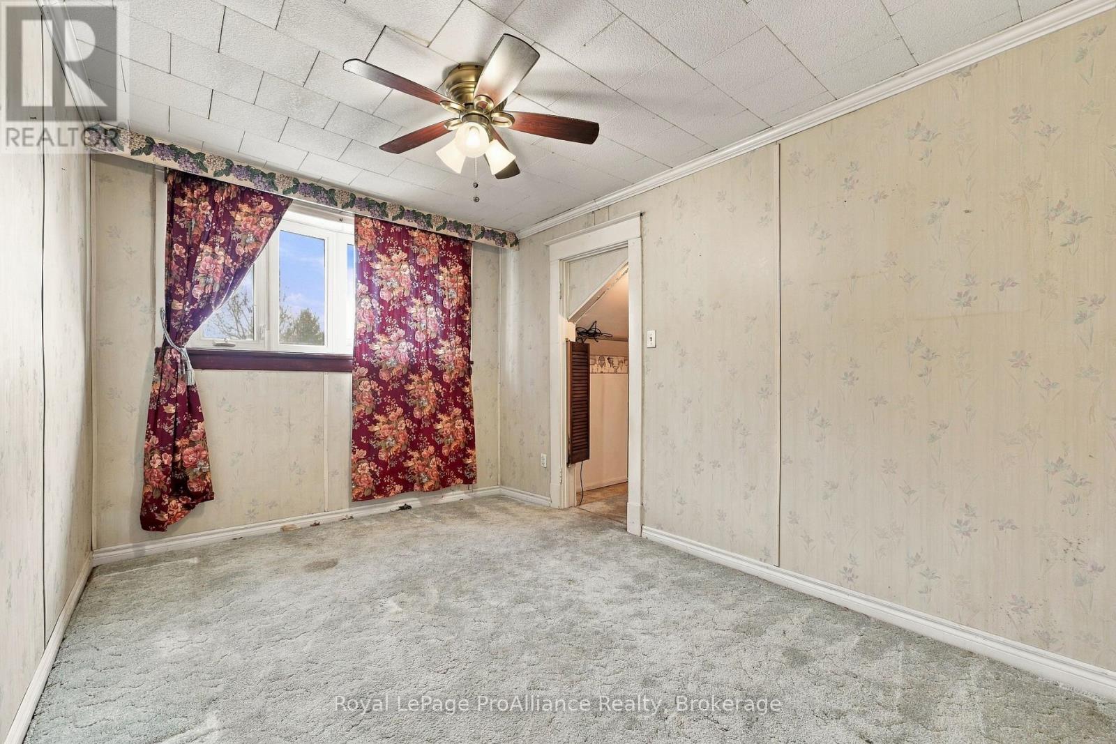 156 William Street, Belleville, ON photo 13