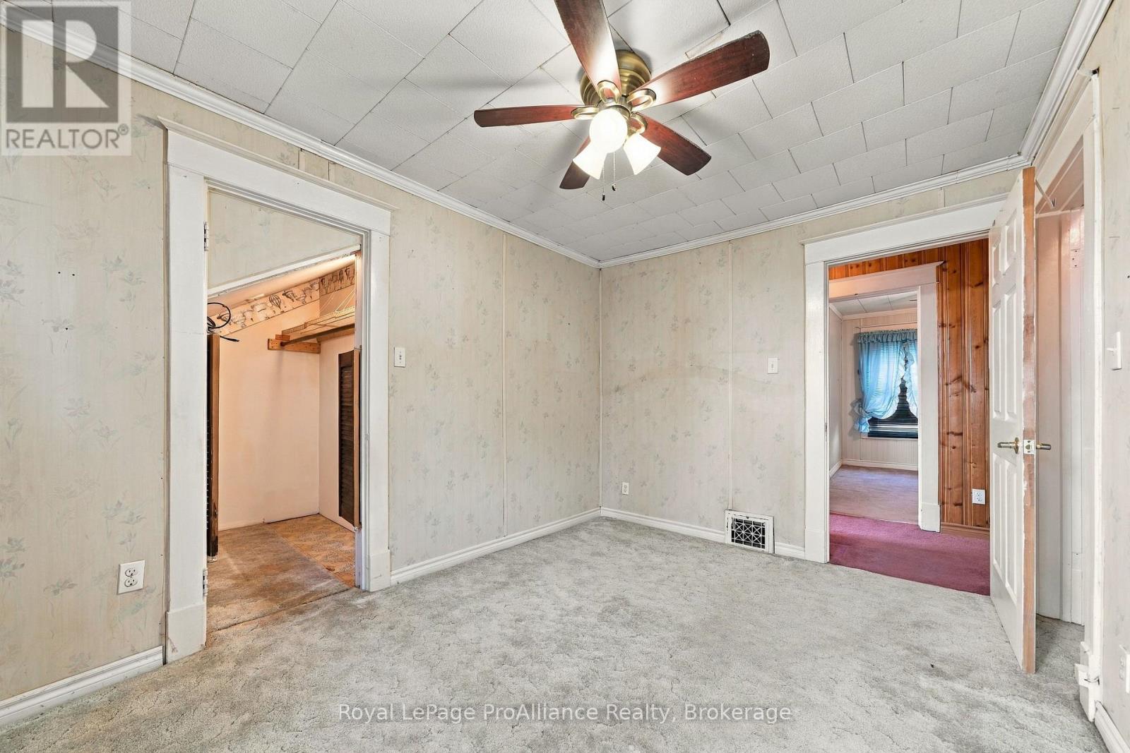 156 William Street, Belleville, ON photo 15