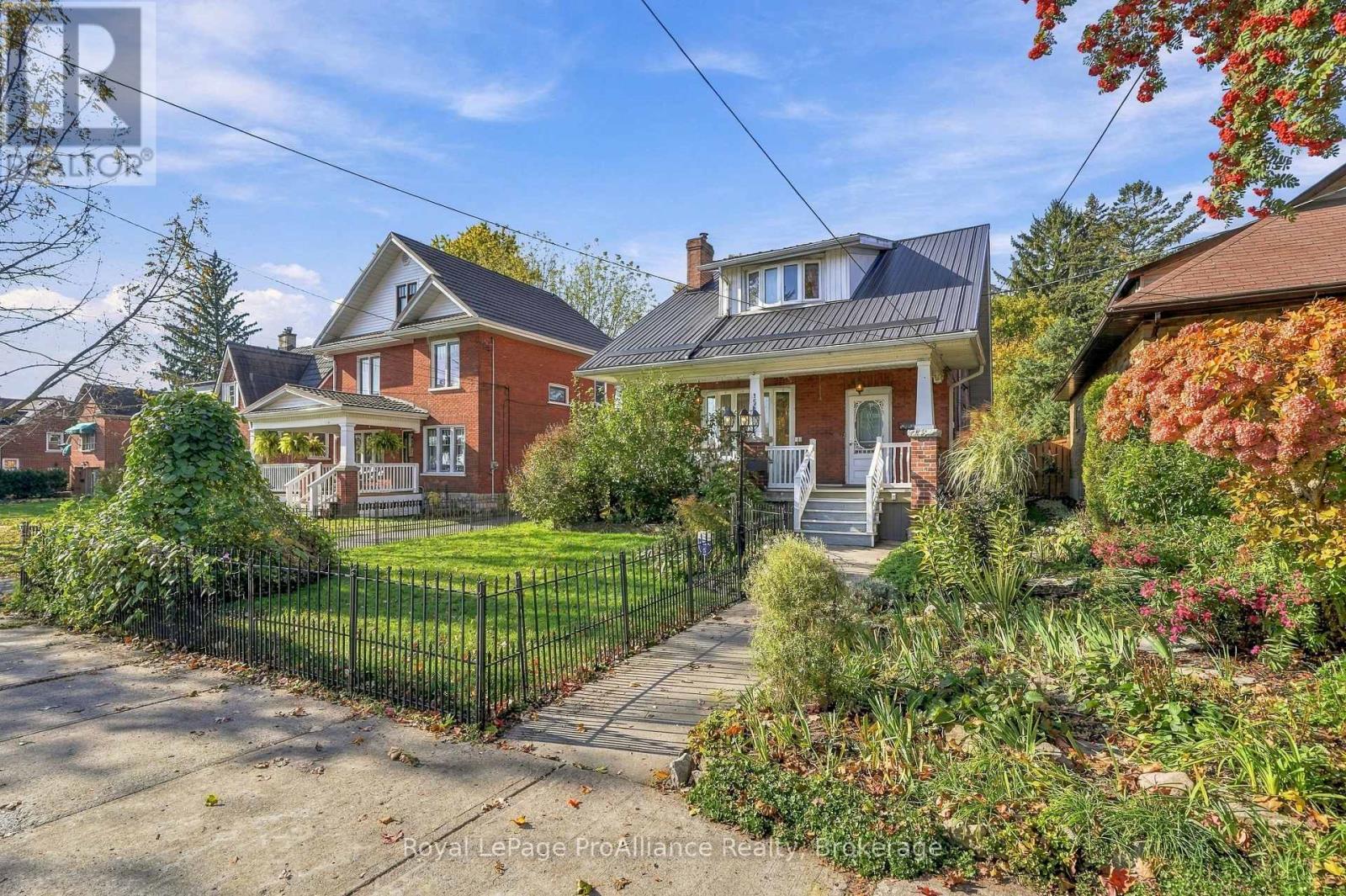156 William Street, Belleville, ON photo 28
