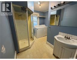 3pc Bathroom - 963 Montague Street, Regina, SK S4T3H4 Photo 6