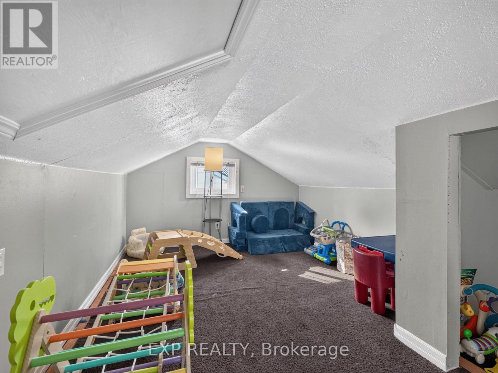 147 DOVER ROAD - 16