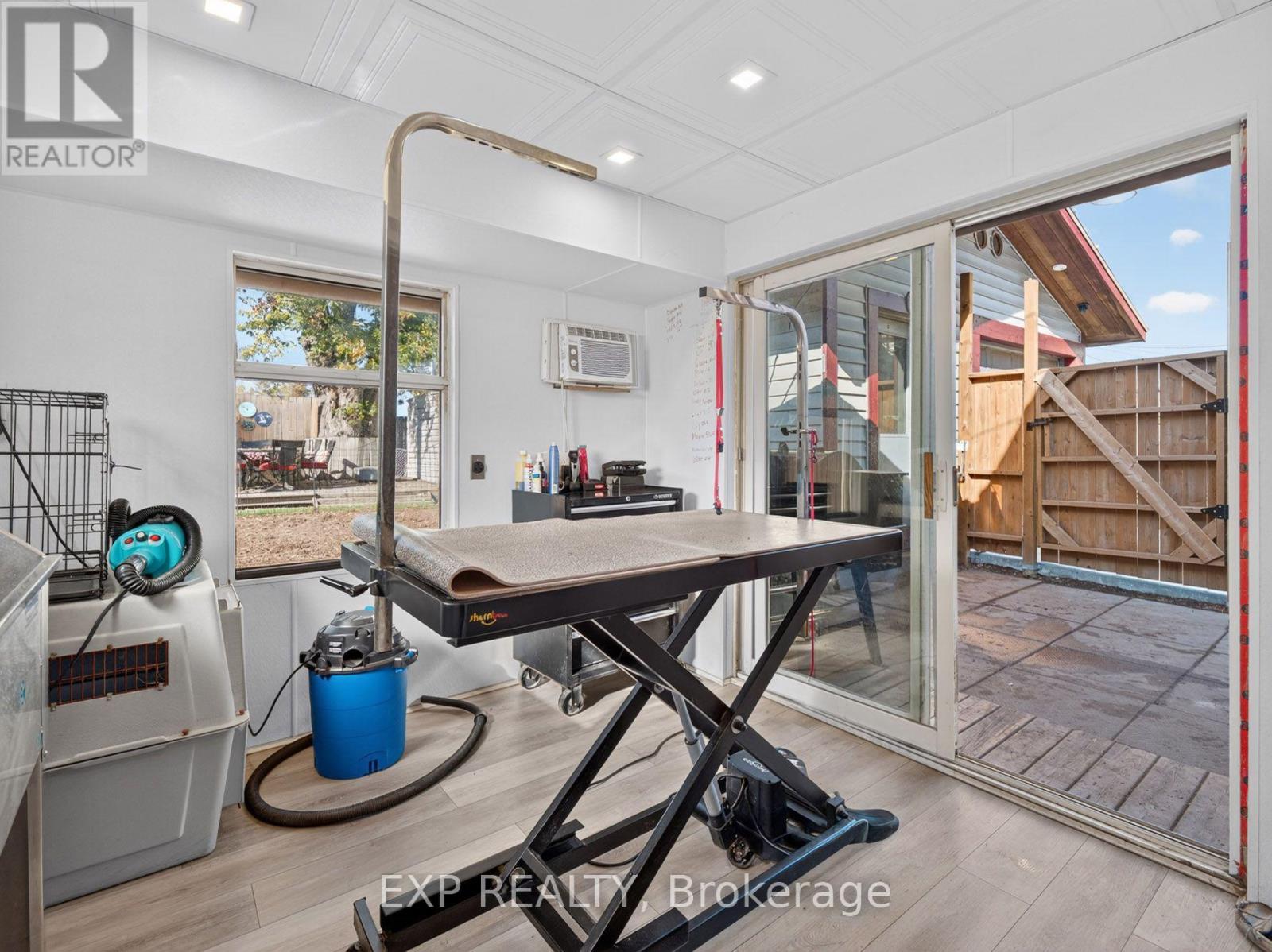147 DOVER ROAD - 22