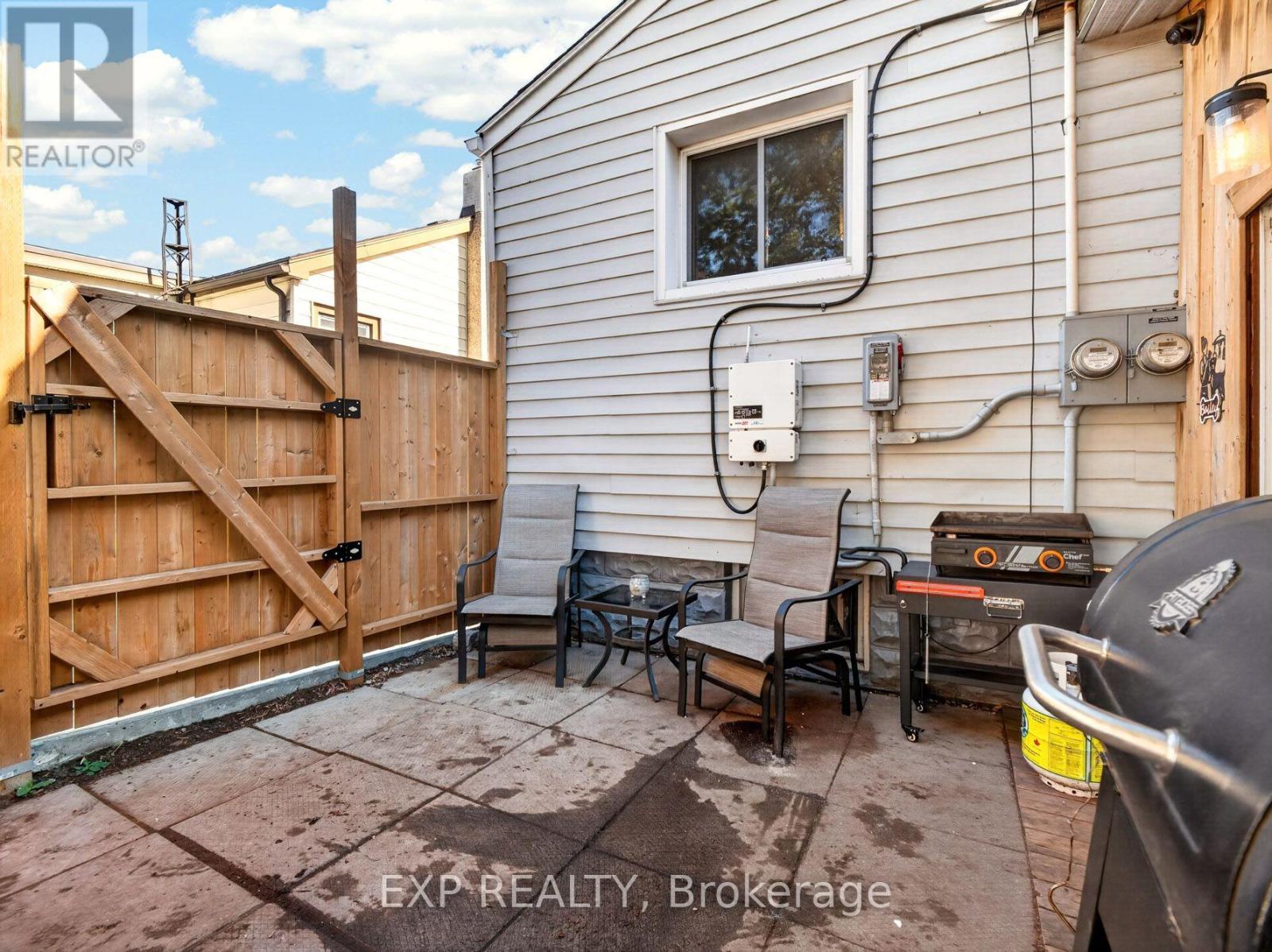 147 DOVER ROAD - 25