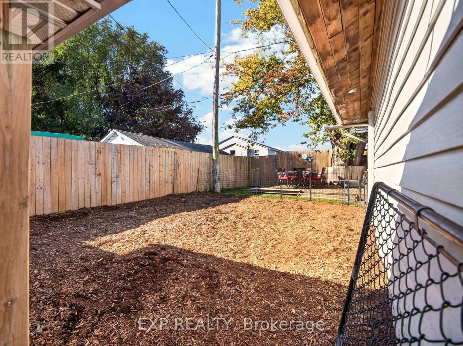 147 DOVER ROAD - 26