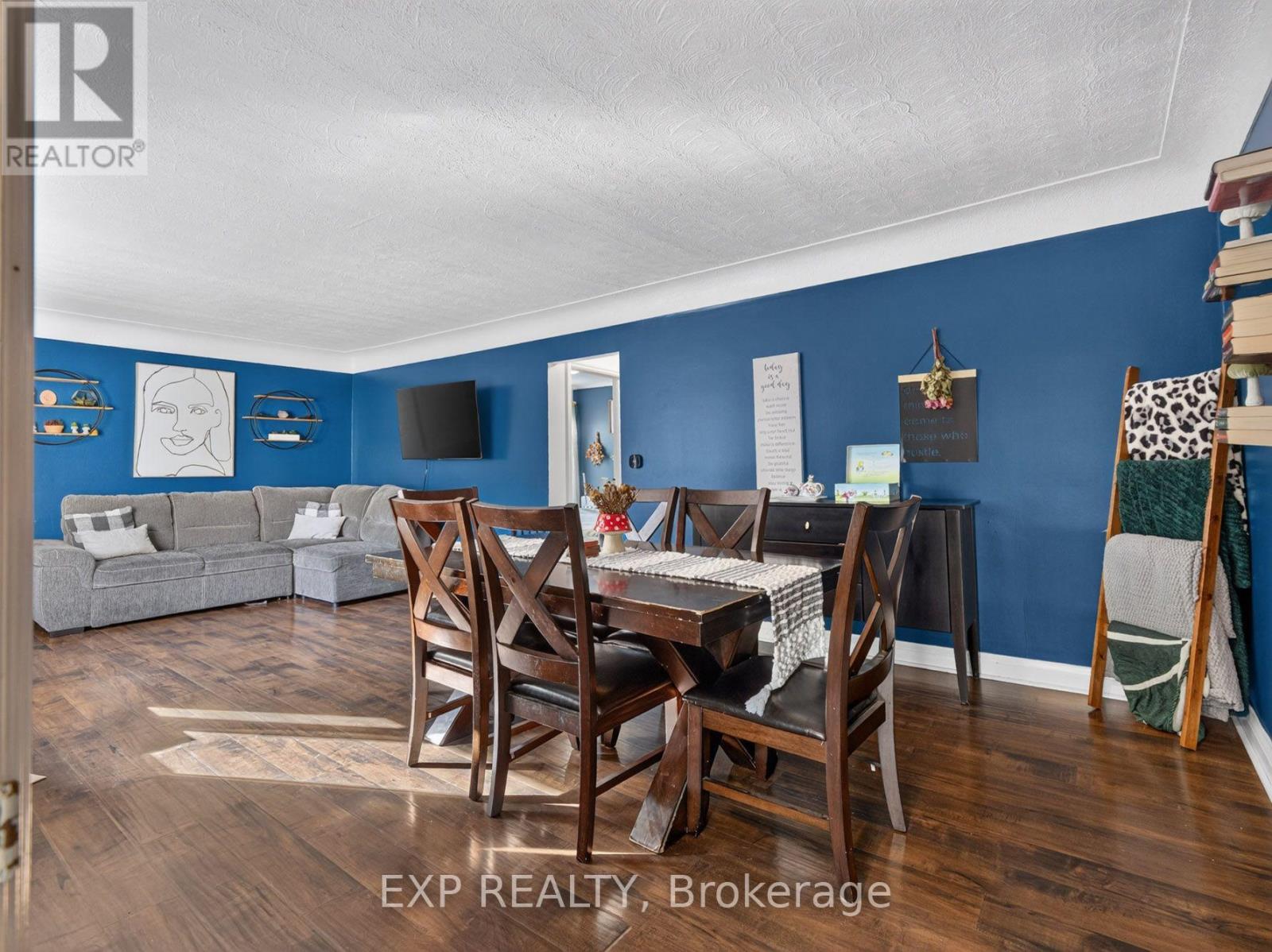 147 DOVER ROAD - 5