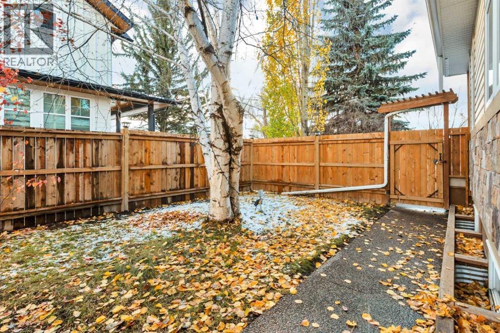Listing photo – 4239 42 Avenue, Red Deer