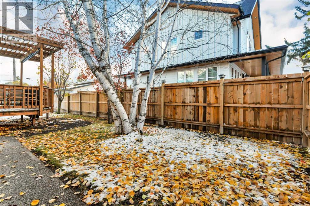 Listing photo – 4239 42 Avenue, Red Deer