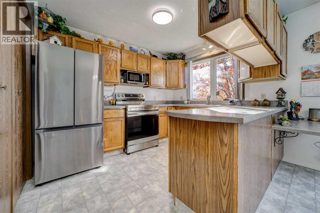 1044 Rimmington Avenue, Pincher Creek — photo 10