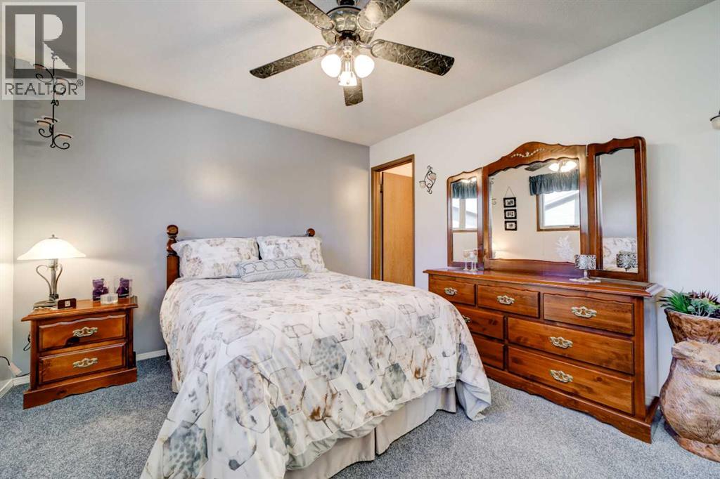 1044 Rimmington Avenue, Pincher Creek — photo 17