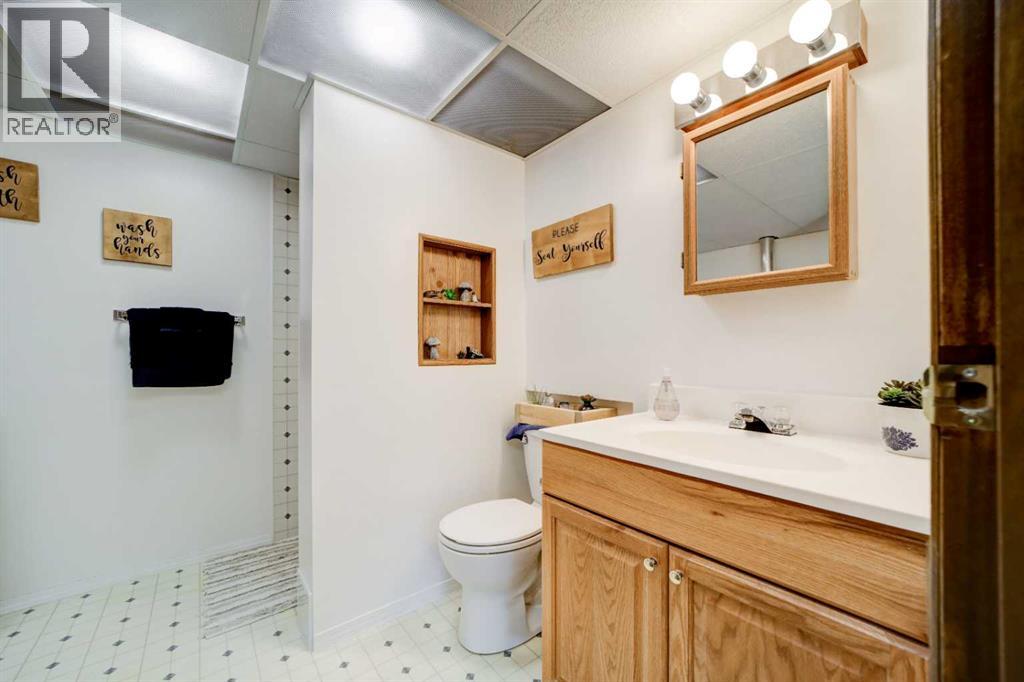 1044 Rimmington Avenue, Pincher Creek — photo 24