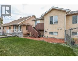 Dining room - 20 Taylor Mews Se, Medicine Hat, AB T1B4N4 Photo 6